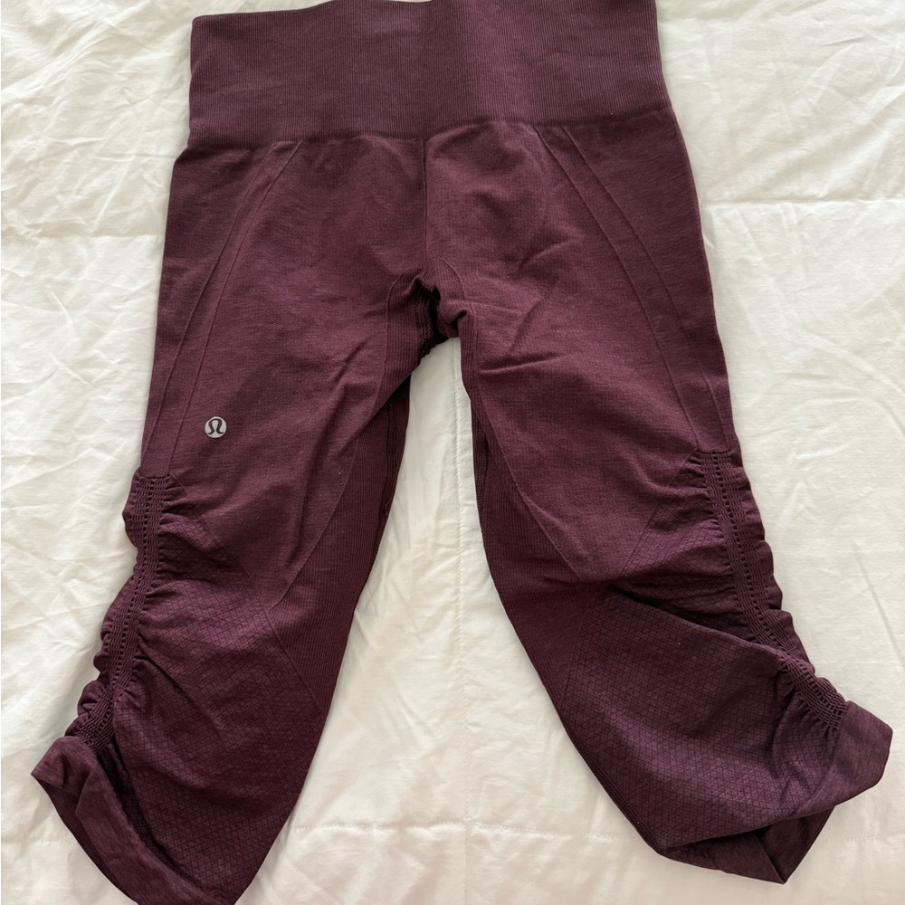 lululemon athletica scrunch leggings